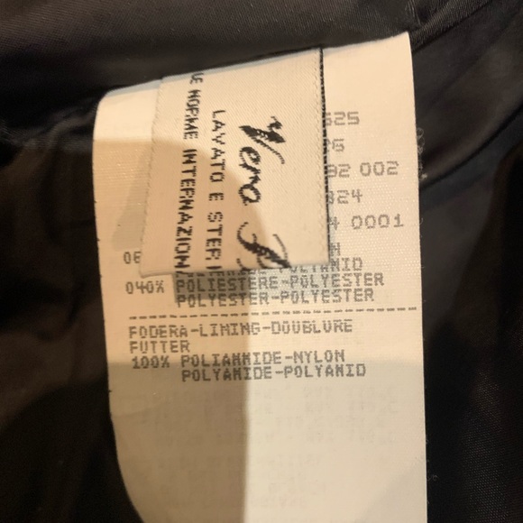 Giorgio Armani Black Puffer Vest size 44 - Picture 8 of 8